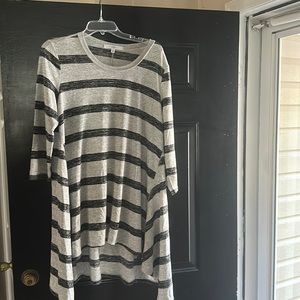 Women’s striped Tunic size Large